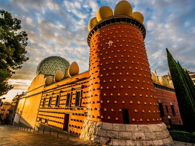 İzmir Çıkışlı Elegant İspanya & Endülüs Turu Sun Express Hava Yolları İle 6 Gece (MAD-BCN)