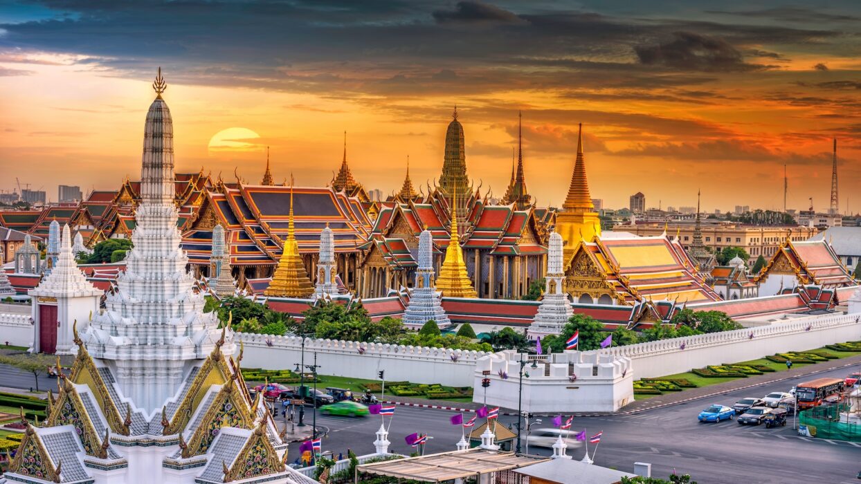  Elegant Phuket & Bangkok & Pattaya Turu Emirates HY İle 6 Gece (Ekstra Turlar Dahil) (HKT-BKK) 