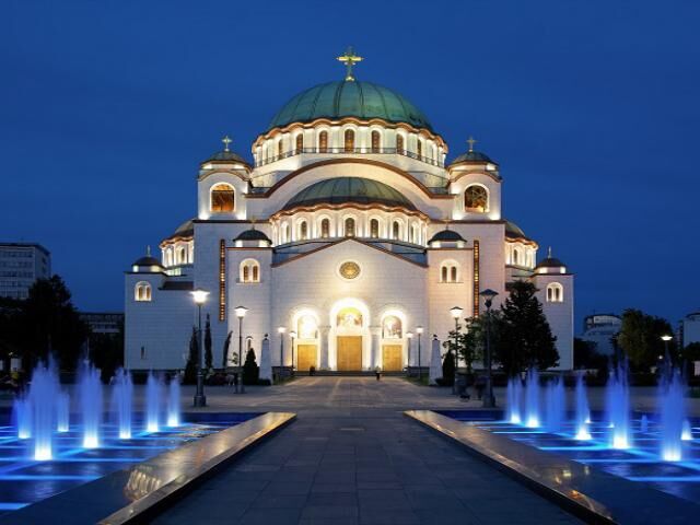 İzmir Hareketli Otobüslü Balkan Masalı Turu 7 Gece (Tüm Çevre Turları ve Ekstra Turlar Dahil)