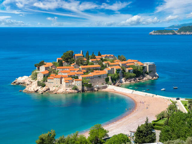 Budva Turu Air Montenegro Hava Yolları ile 3 Gece 4 Gün (TIV-TIV)