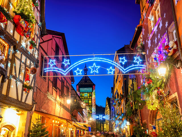 İzmir Kalkışlı Noel Pazarları Turu Sun Express Hava Yolları İle 3 Gece