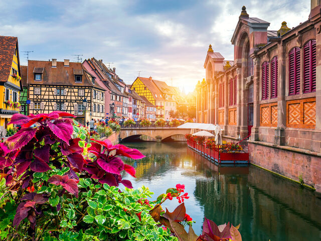 İzmir Kalkışlı Noel Pazarları Turu Sun Express Hava Yolları İle 4 Gece