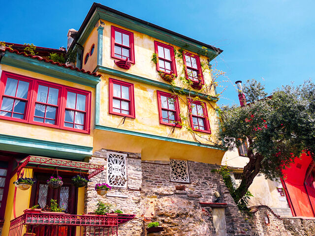 Yılbaşı Özel Kısa Balkan Masalı 